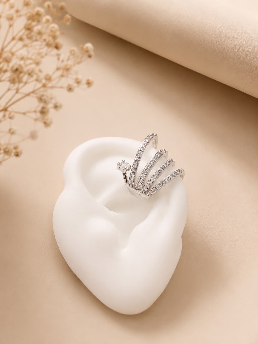 Ear Cuff Corona