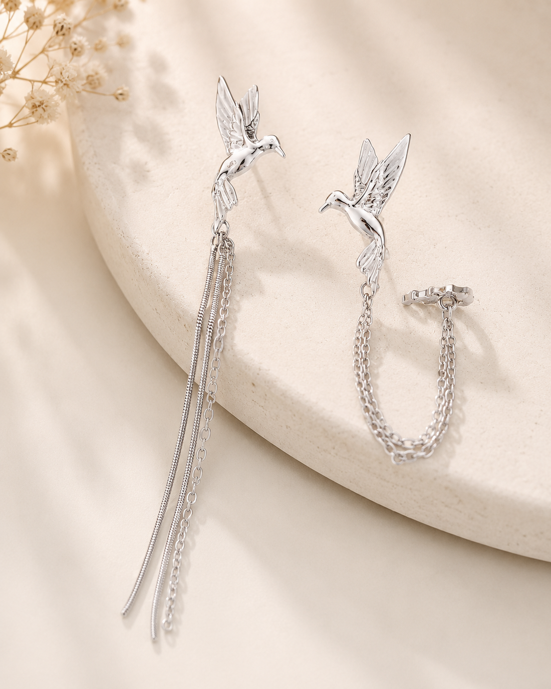 Aretes Elara